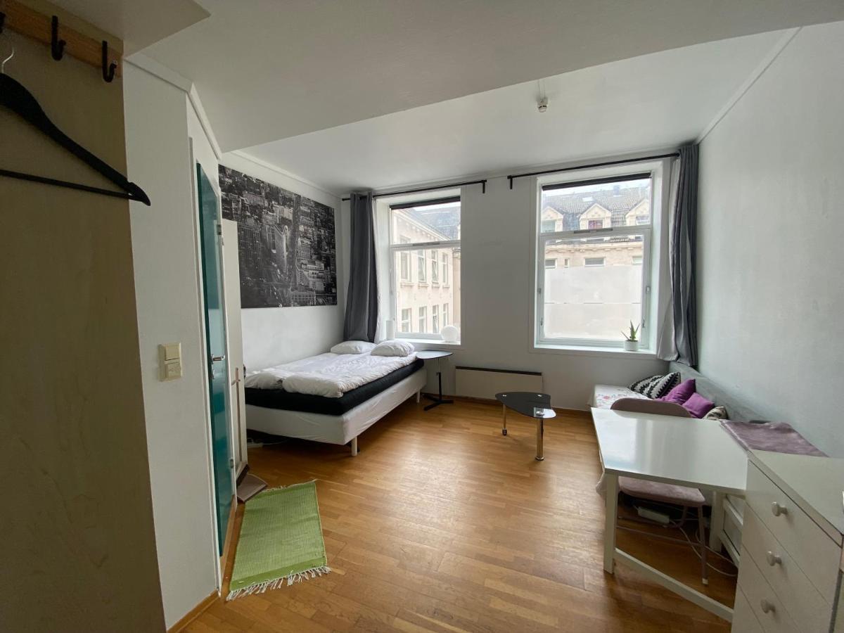 Апартаменти Lille Bryggen Studio 20M² Берген Екстер'єр фото